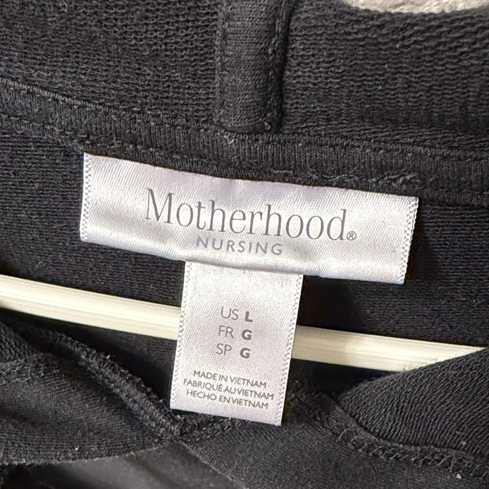 Motherhood maternity Women’s Nursing Black Hooded Pullover Sweatshirt size Large - Picture 6 of 11